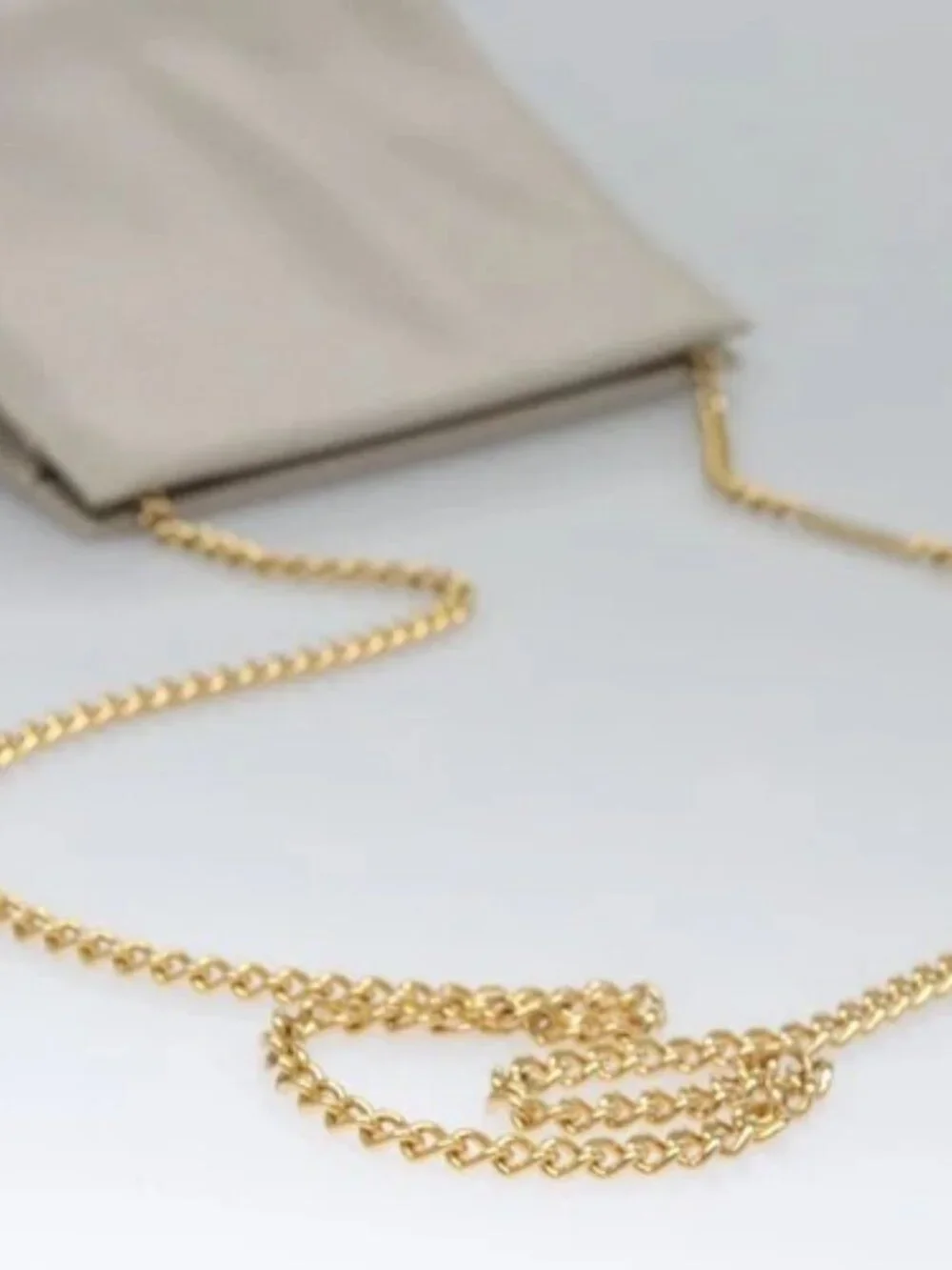 Salvatore Ferragamo Chain Shoulder Bag Leather Beige Gold Auth th5704